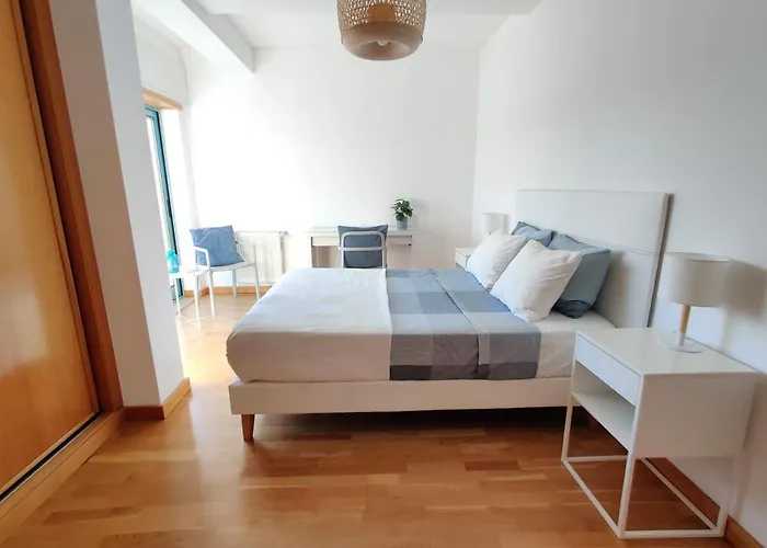 Marina Views アパート